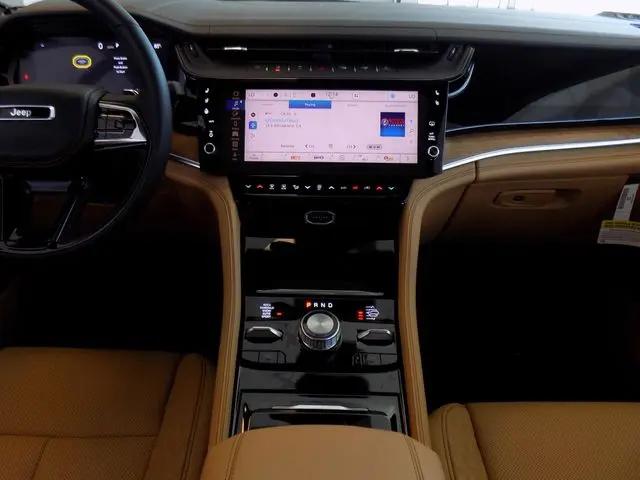 2026 Jeep Grand Cherokee Summit 4x4