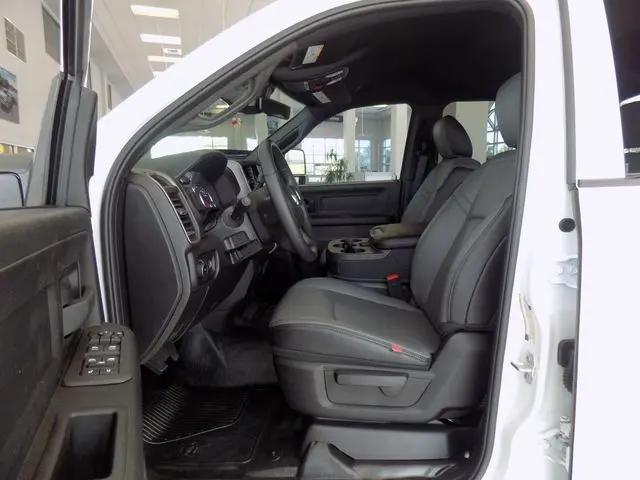 2026 Ram 3500 Tradesman/Big Horn