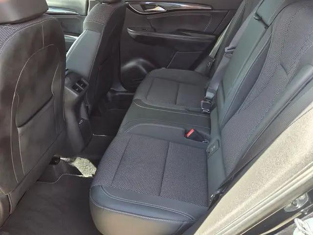 2023 Buick Envision Preferred FWD