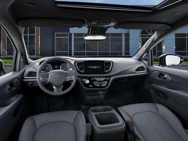 2027 Chrysler Pacifica Select AWD