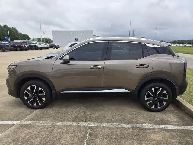 2025 Nissan Kicks SR FWD