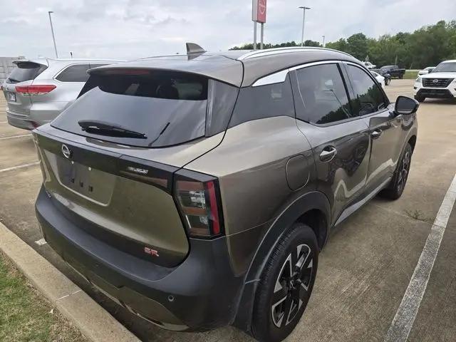 2025 Nissan Kicks SR FWD