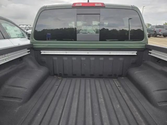 2025 Nissan Frontier Crew Cab PRO-4X 4x4