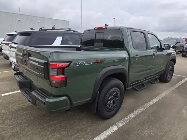 2025 Nissan Frontier Crew Cab PRO-4X 4x4