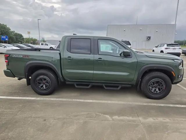 2025 Nissan Frontier Crew Cab PRO-4X 4x4