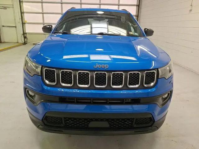 2023 Jeep Compass Latitude Lux FWD