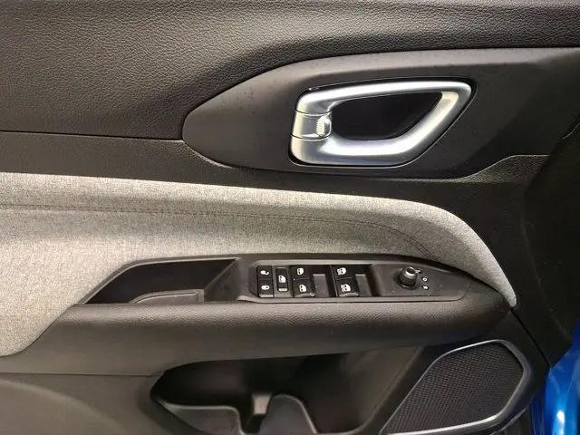 2023 Jeep Compass Latitude Lux FWD