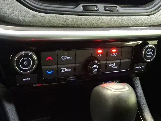 2023 Jeep Compass Latitude Lux FWD