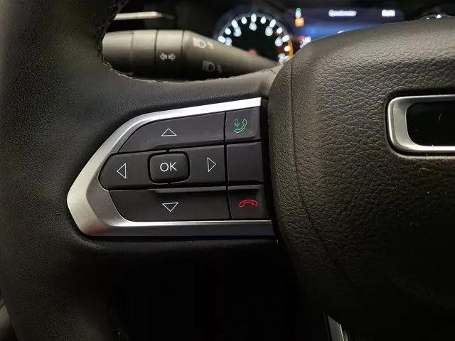 2023 Jeep Compass Latitude Lux FWD