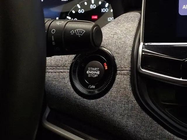 2023 Jeep Compass Latitude Lux FWD