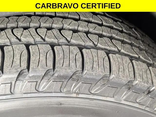 2024 Chevrolet Traverse AWD LT Leather