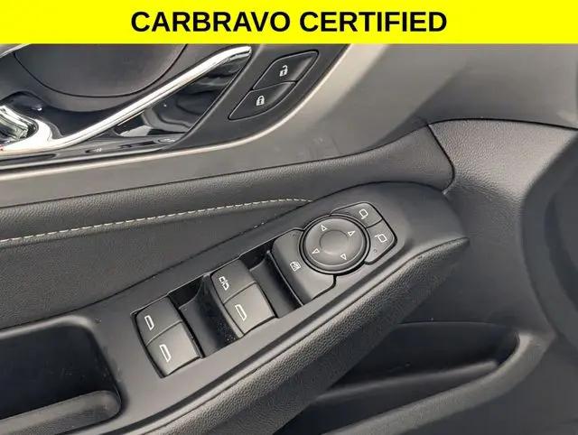 2024 Chevrolet Traverse AWD LT Leather