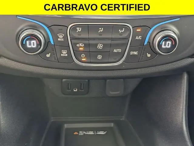 2024 Chevrolet Traverse AWD LT Leather