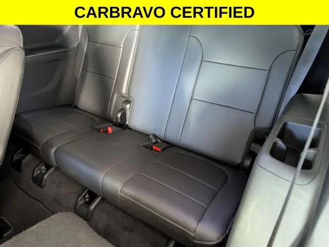 2024 Chevrolet Traverse AWD LT Leather