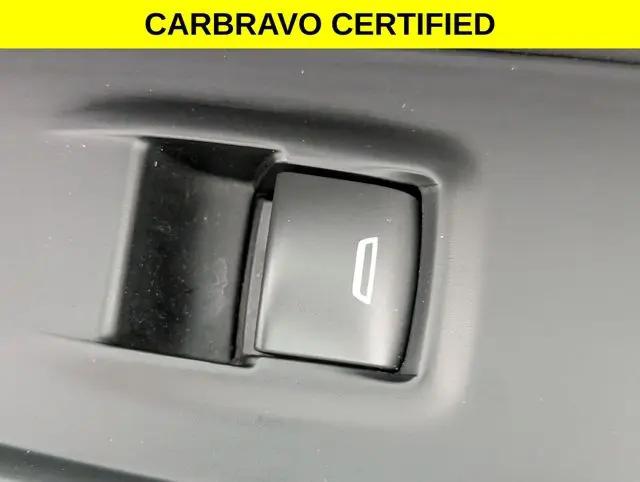 2024 Chevrolet Traverse AWD LT Leather