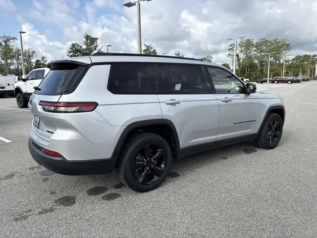 2022 Jeep Grand Cherokee L Limited 4x2