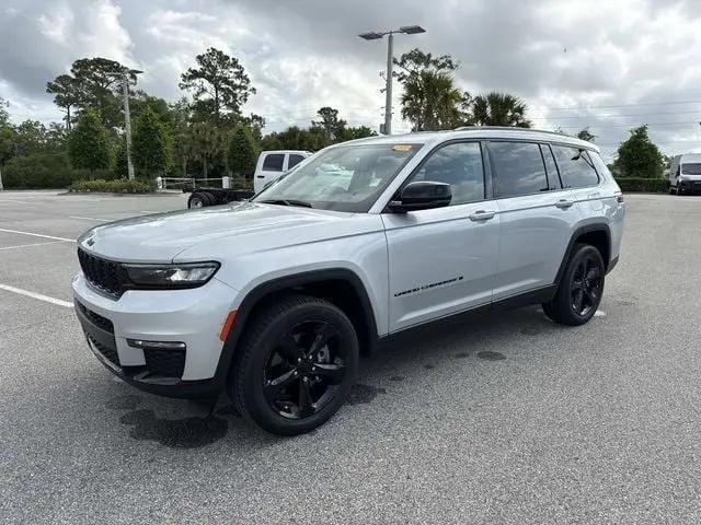2022 Jeep Grand Cherokee L Limited 4x2