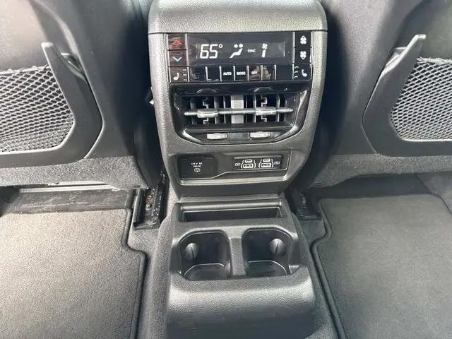 2022 Jeep Grand Cherokee L Limited 4x2
