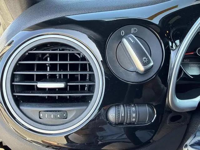 2019 Volkswagen Beetle 2.0T S