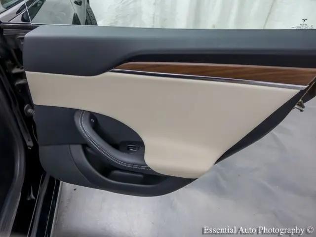 2023 Tesla Model S Standard Range