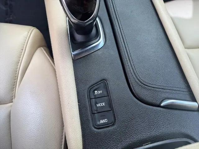 2018 Cadillac XT5 Standard