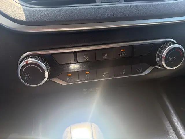 2022 Nissan Altima SR FWD
