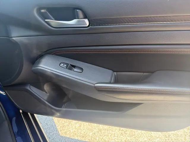 2022 Nissan Altima SR FWD
