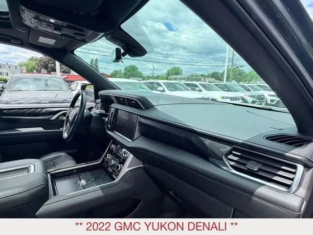 2022 GMC Yukon 4WD Denali
