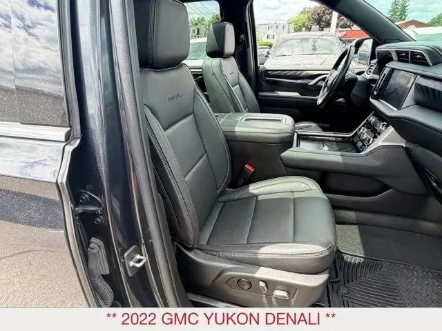2022 GMC Yukon 4WD Denali
