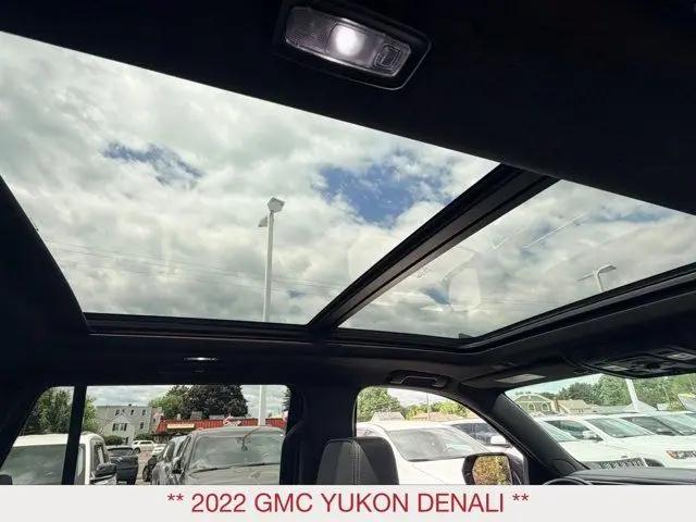 2022 GMC Yukon 4WD Denali