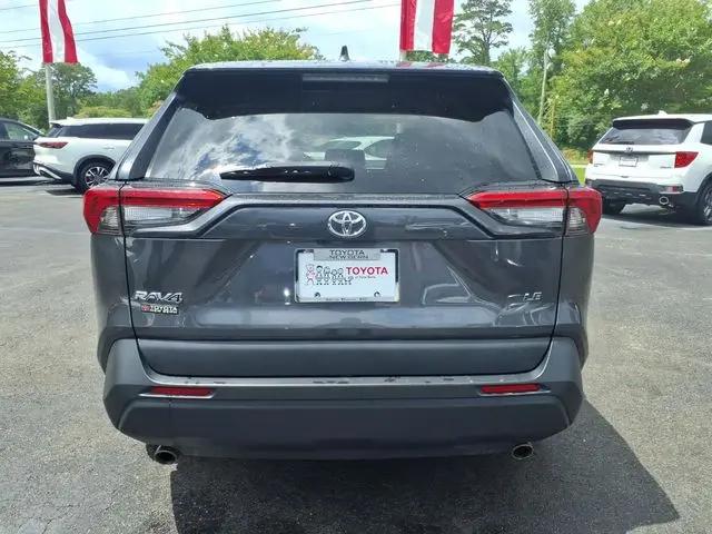 2023 Toyota RAV4 LE