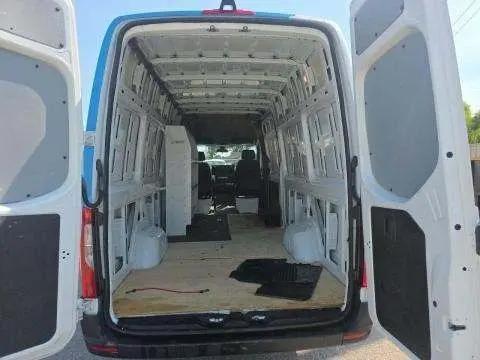 2023 Mercedes-Benz Sprinter 2500 High Roof 4-Cyl Diesel HO