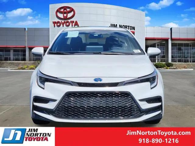 2025 Toyota Corolla Hybrid SE