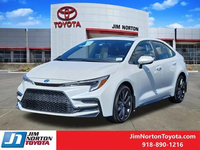 2025 Toyota Corolla Hybrid SE