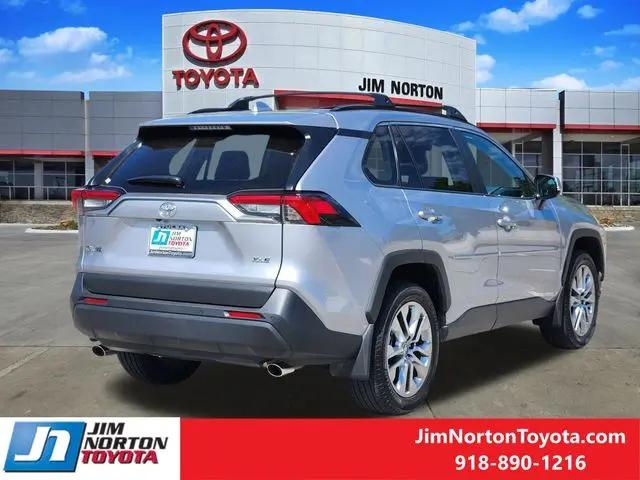 2025 Toyota RAV4 XLE Premium