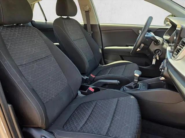 2023 Kia Rio LX