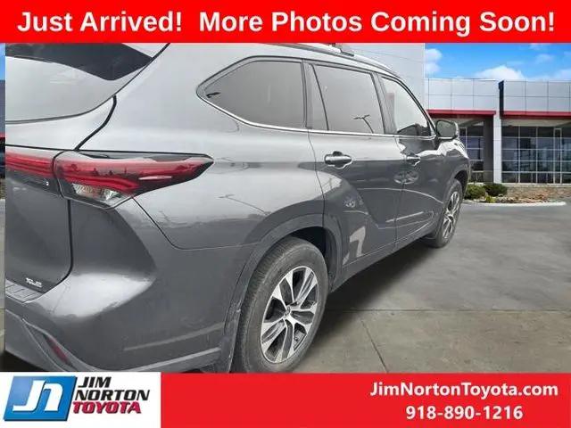 2024 Toyota Highlander XLE