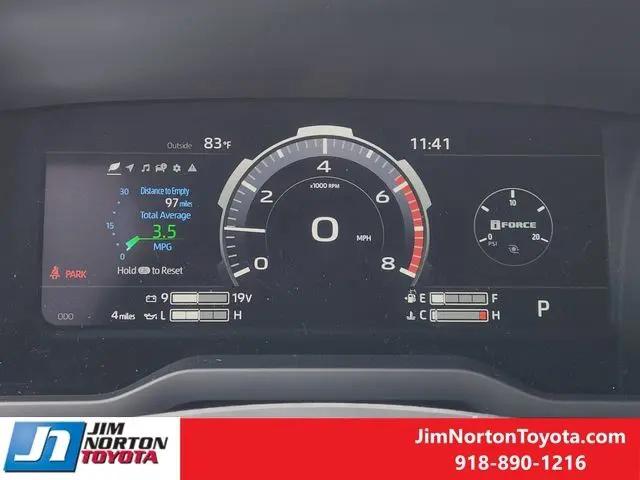 2026 Toyota Tundra Platinum CrewMax 5.5' Bed