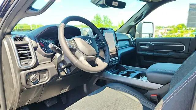 2026 Ram 2500 Big Horn Crew Cab 4x4 64 Box