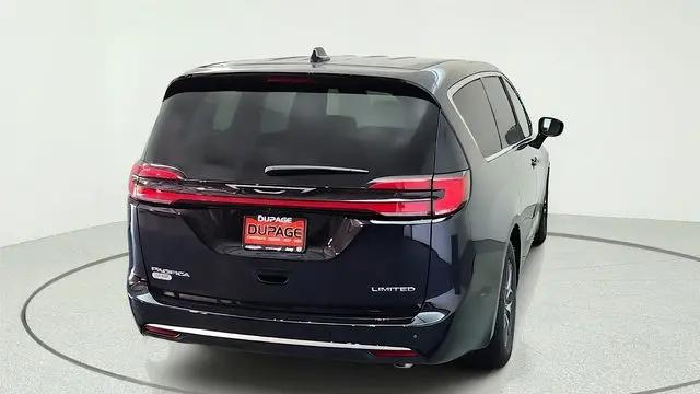 2027 Chrysler Pacifica Limited