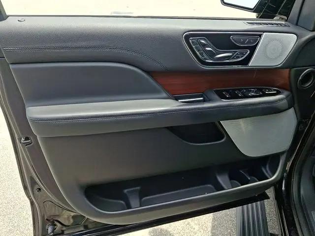 2022 Lincoln Navigator Reserve L