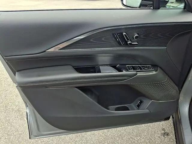 2024 Cadillac iQ Luxury w/1SC
