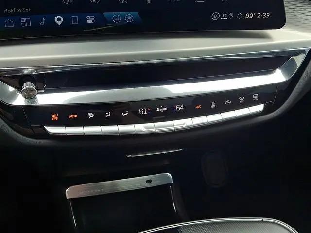2024 Cadillac iQ Luxury w/1SC