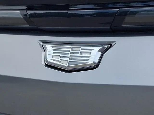 2024 Cadillac iQ Luxury w/1SC