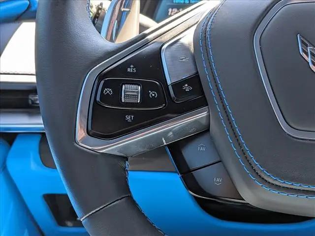 2025 Chevrolet Corvette Stingray RWD Coupe 3LT
