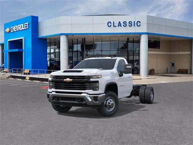 2026 Chevrolet Silverado 3500HD Work Truck