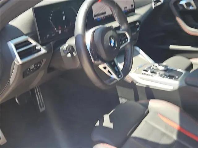 2025 BMW M240 i
