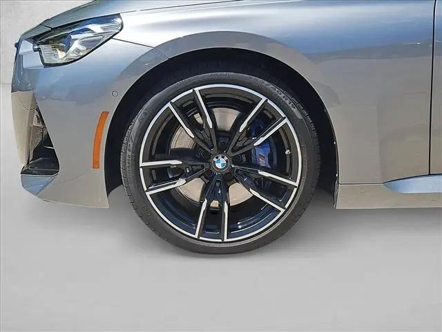 2025 BMW M240 i