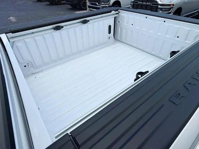 2026 Ram 1500 Big Horn Crew Cab 4x2 57 Box