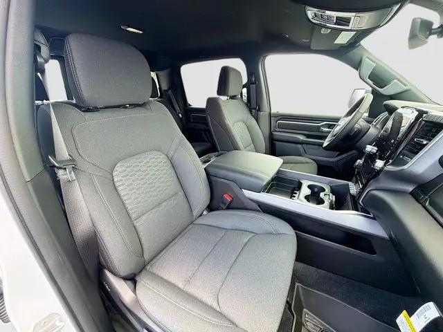 2026 Ram 1500 Big Horn Crew Cab 4x2 57 Box